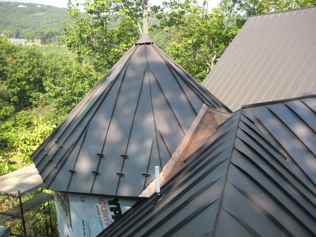 Professional Shingle Replacement & Repair by Craftsman Roofing in Hunley Park